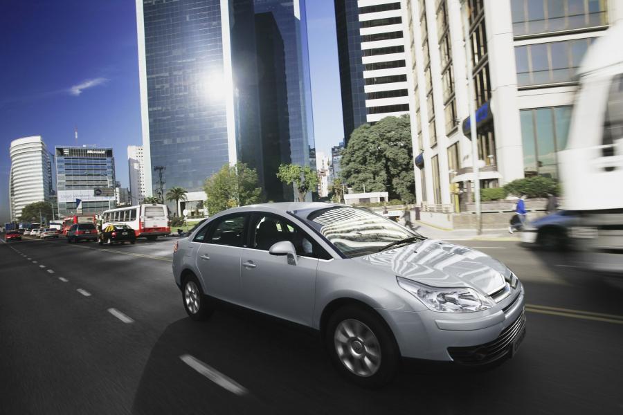 Citroen C4 Sedan 2008 года  (фото 39 из 75)